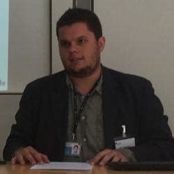 Dr Rennan Lemos .